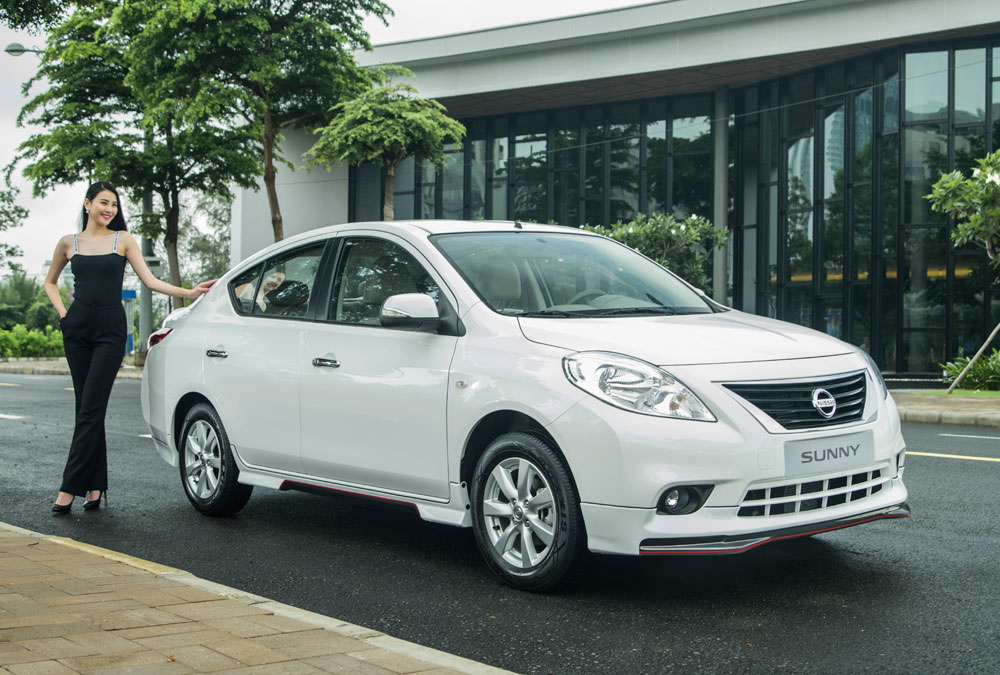 Giá xe ôtô hôm nay 4/9: Nissan Sunny có giá 448-518 triệu đồng