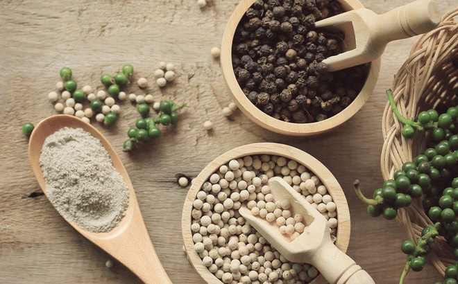 Giá hồ tiêu hôm nay 9/9: Đi ngang, dao động từ 41.500 - 44.000 đồng/kg