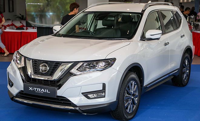 Giá xe ôtô hôm nay 12/9: Nissan X-Trail tặng quà và 20 triệu đồng tiền mặt