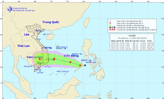 Áp thấp xuất hiện trên Biển Đông, khả năng mạnh lên thành bão