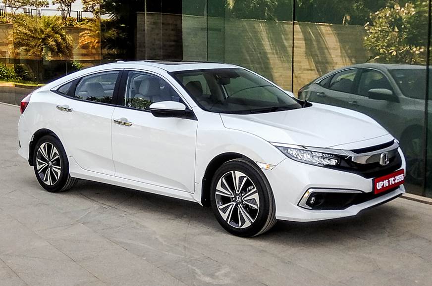 Giá xe ôtô hôm nay 4/11: Honda Civic có giá 729 - 934 triệu đồng