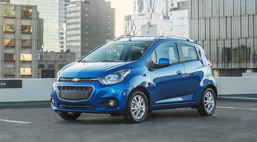 Giá xe ôtô hôm nay 30/1: Chevrolet Spark dao động từ 299-389 triệu đồng