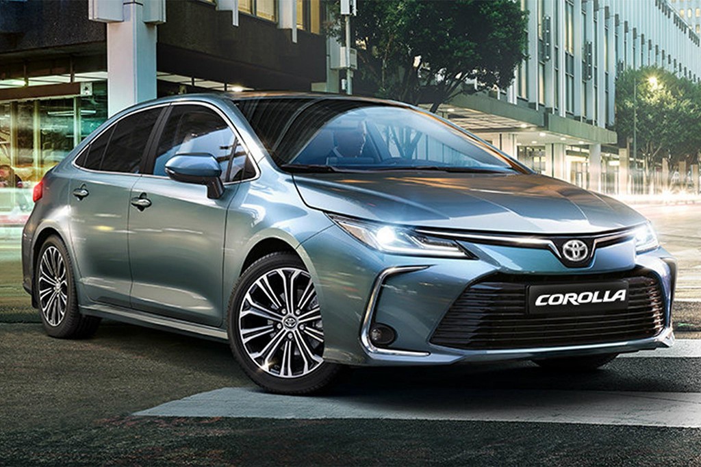 Giá xe ôtô hôm nay 27/5: Toyota Corolla Altis dao động từ 697-932 triệu đồng