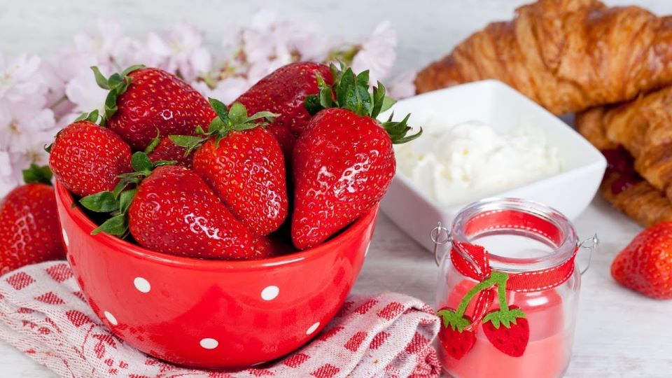 Mẹo hay trị vùng da cổ bị sạm màu