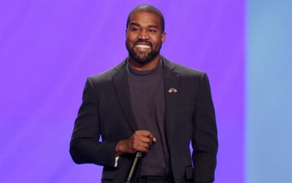 Cặp đôi thị phi nhất Hollywood: Kanye West tuyên bố muốn ly hôn Kim Kardashian