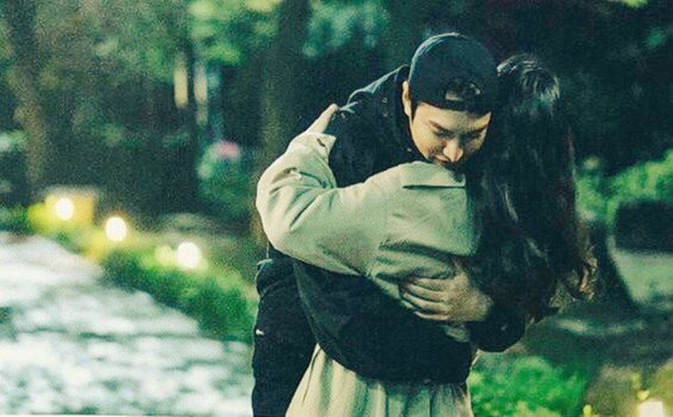 Rò rỉ những hình ảnh hậu trường, Lee Min Ho - Kim Go Eun bị nghi đang hẹn hò