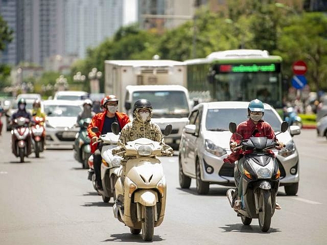 Dự báo thời tiết ngày 9/8: Hà Nội chiều tối có mưa dông, ngày nắng nóng