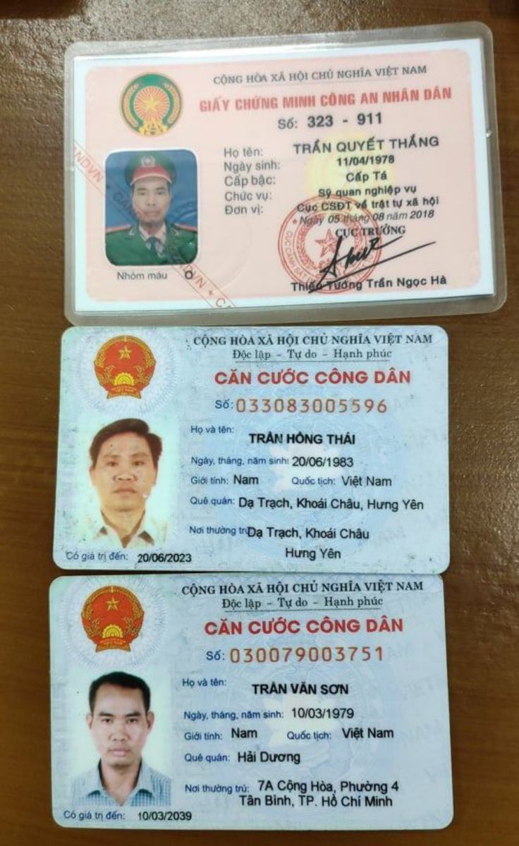 Công an giả nửa đêm đến nhà dân đọc lệnh bắt người