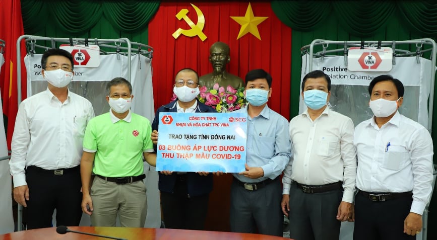 TPC VINA trao tặng 03 phòng áp lực dương kháng khuẩn di động cho tỉnh Đồng Nai