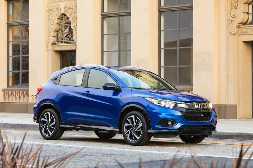 Giá xe ôtô hôm nay 21/9: Honda HR-V ưu đãi 50% phí trước bạ