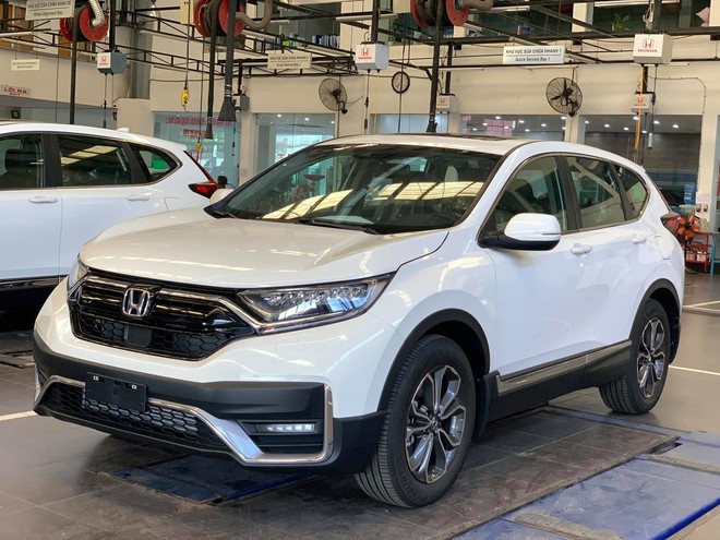 Giá xe ôtô hôm nay 27/9: Honda CR-V dao động từ 998-1.118 triệu đồng