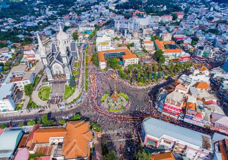 Dậy sóng căn hộ vùng ven TP.HCM