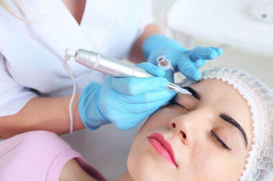 Những rủi ro tiềm ẩn dễ mắc phải do phun xăm