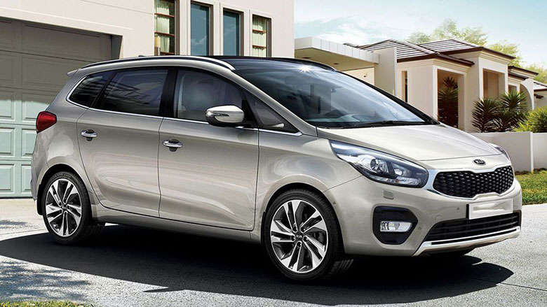 Giá xe ôtô hôm nay 1/11: Kia Rondo giảm đến 26 triệu đồng