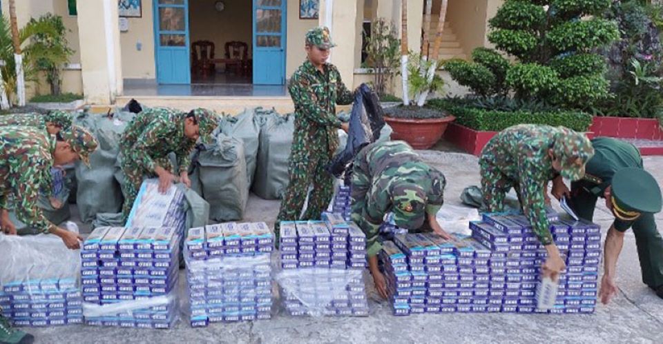 Kiên Giang: Bắt giữ hơn 21 nghìn gói thuốc lá nhập lậu