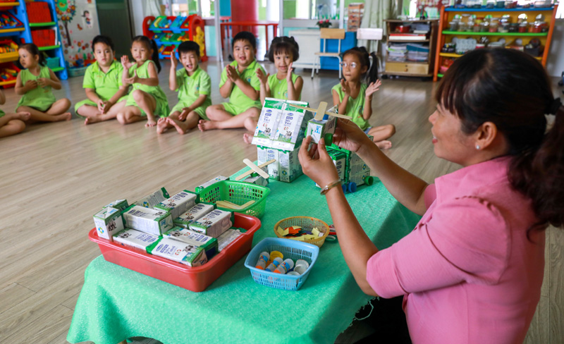 TP Hồ Chí Minh: Chương trình sữa học đường mở rộng triển khai trên toàn thành phố