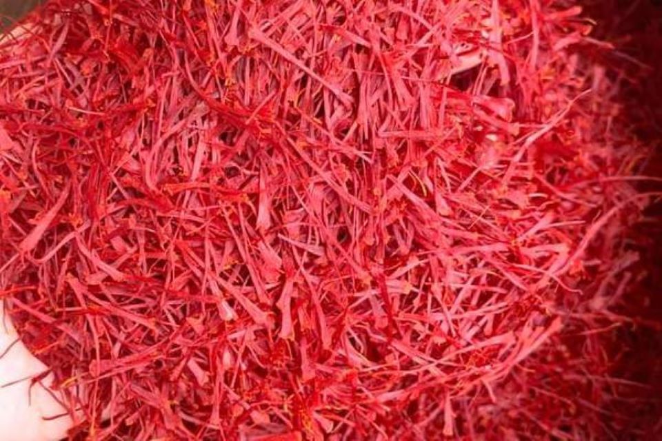 Xà bông ''Saffron'' khá đắt đang được bà nội trợ Việt sính dùng