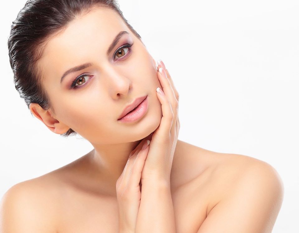 6 cách đơn giản giúp nếp nhăn cổ biến mất sau vài tuần