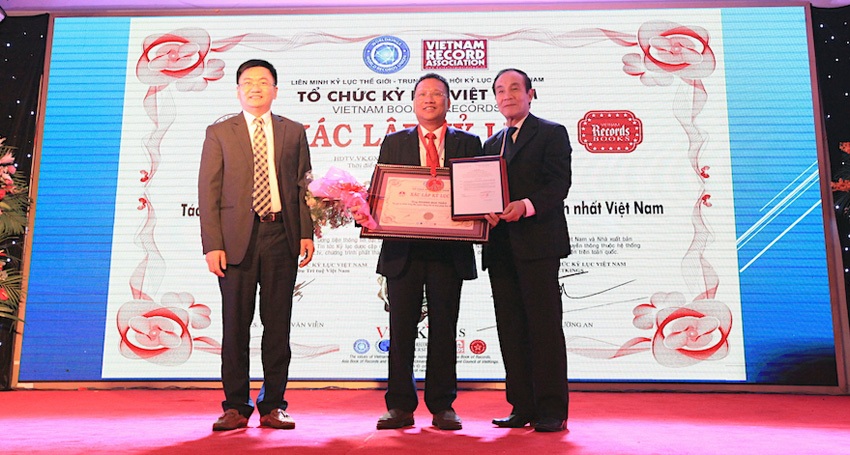 Tác giả công trình kè hồ Hoàn Kiếm nhận kỷ lục nhiều bằng sở hữu trí tuệ nhất