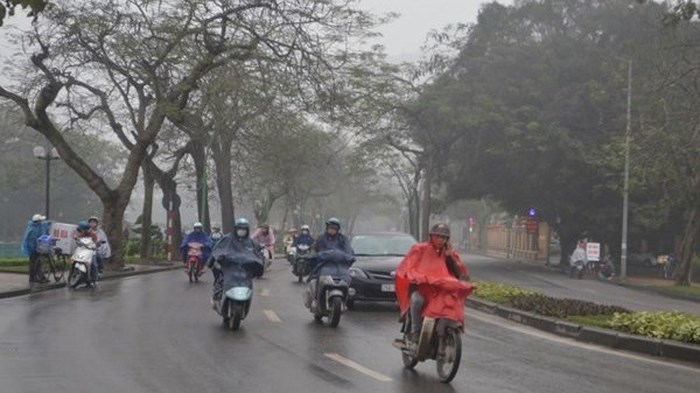 Dự báo thời tiết ngày 3/2: Hà Nội có mưa và sương mù, trời rét