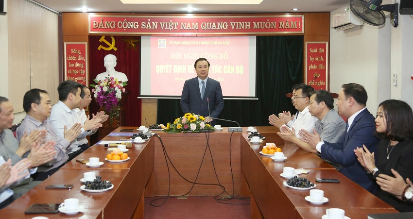 Trao quyết định bổ nhiệm ông Nguyễn Xuân Khánh giữ chức Phó Tổng biên tập báo Kinh tế & Đô thị