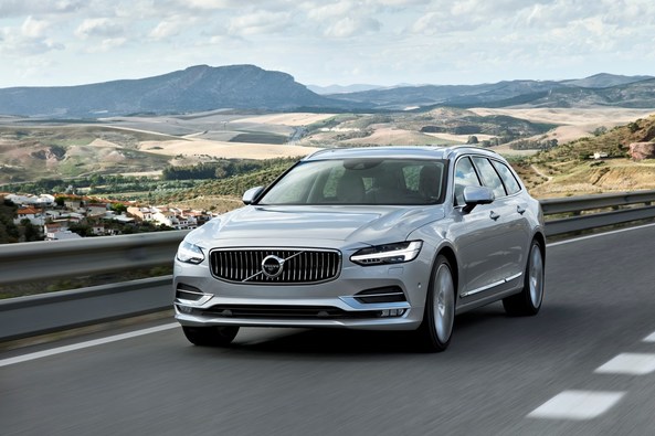 Giá xe ô tô Volvo tháng 4/2021: Thấp nhất 1,699 tỷ đồng