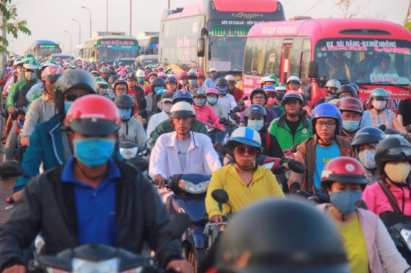 Nâng cấp Quốc lộ 13, TP Hồ Chí Minh: 21 năm vẫn nằm trên giấy, ai chịu trách nhiệm?