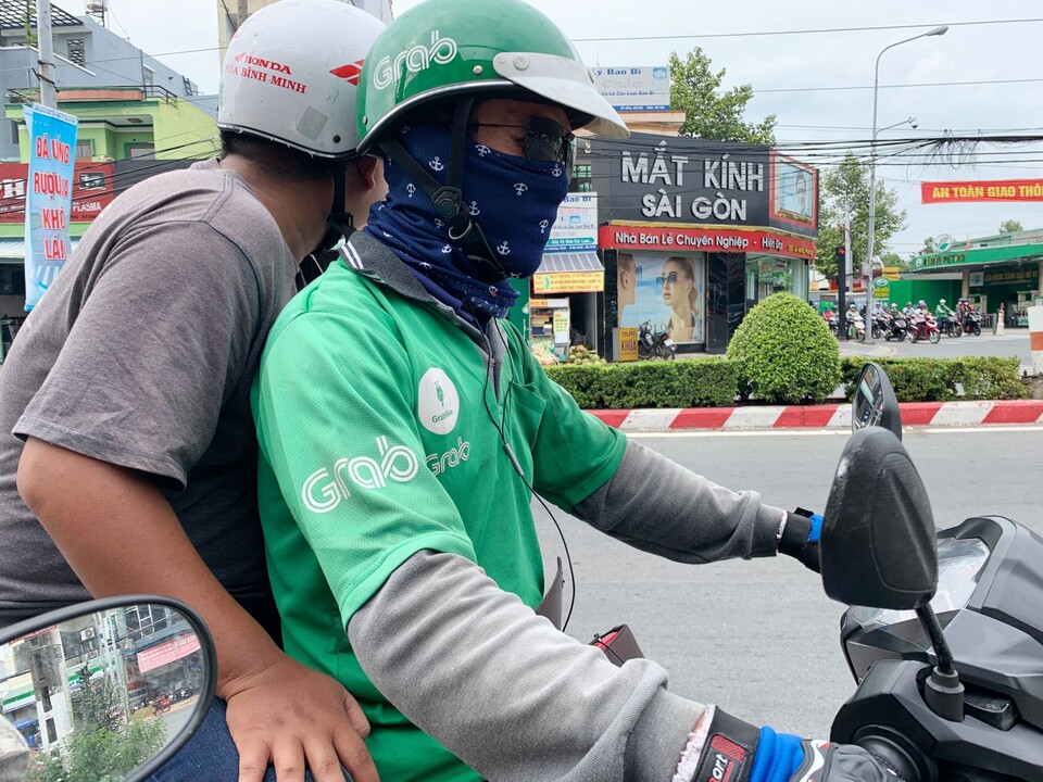 Grab thu phụ phí ngày lễ Giỗ tổ Hùng Vương và 30/4-1/5