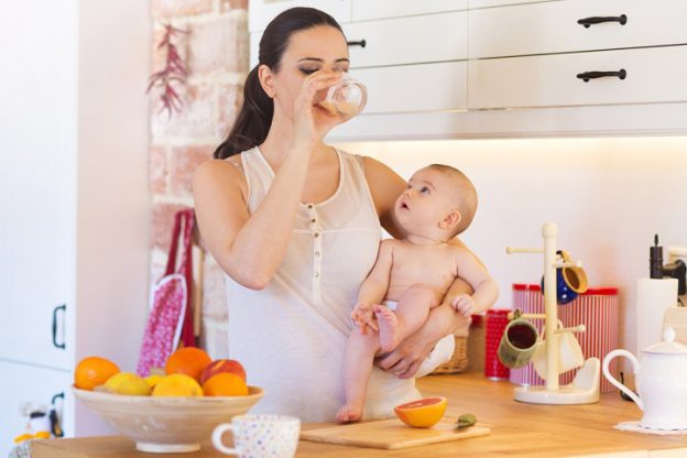 Chế độ dinh dưỡng cho bà mẹ sau sinh thế nào là hợp lý