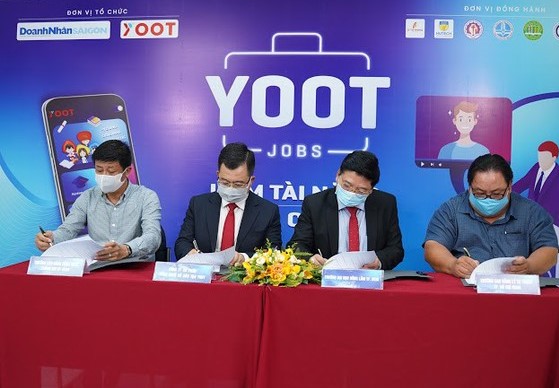 YOOT ra mắt chức năng việc làm YOOT JOB