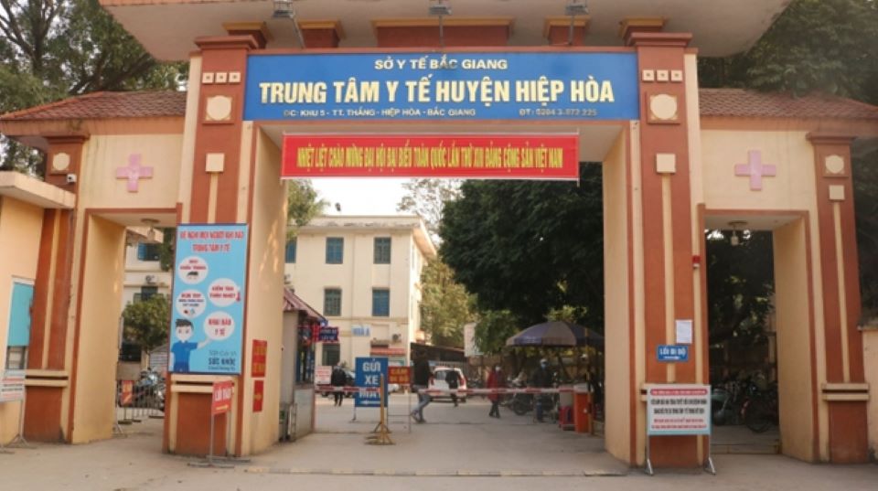 Bắc Giang: F0 trốn khỏi bệnh viện ra ngoài mua đồ ăn