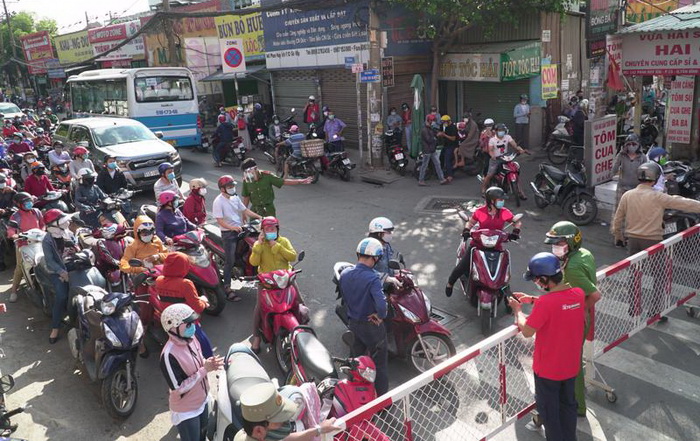 TP Hồ Chí Minh nhắc nhở các quận, huyện thực hiện nghiêm giãn cách xã hội