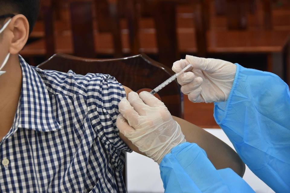 Bộ Y tế kiểm tra công tác tiêm chủng vắc xin phòng Covid-19 tại TP Hồ Chí Minh