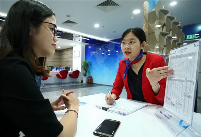 Giấy tờ nào cần thay đổi thông tin khi chuyển sang CCCD gắn chip