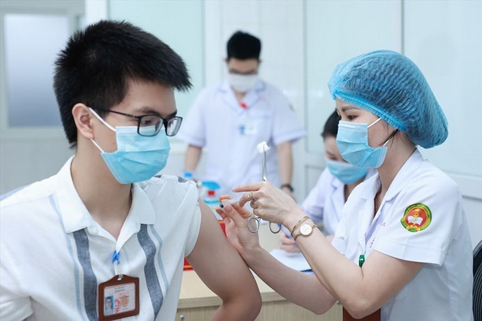 Khoảng cách giữa 2 mũi tiêm vaccine phòng Covid-19 là bao lâu