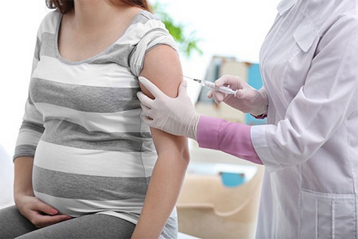 Từ hôm nay, không cần đo huyết áp người tiêm vaccine Covid-19