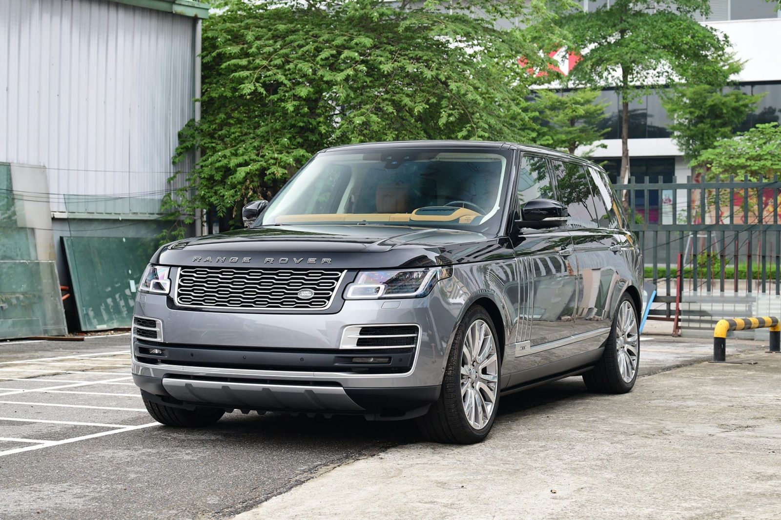 Giá xe ô tô Land Rover tháng 9/2021: Nhiều ưu đãi hấp dẫn