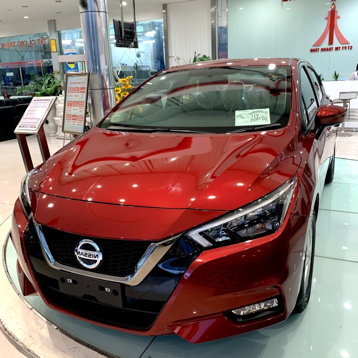 Giá xe ô tô Nissan tháng 11/2021: Ưu đãi 50% phí trước bạ cùng nhiều quà tặng hấp dẫn