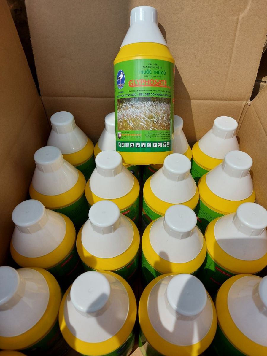 Bắt giữ 980 chai thuốc trừ cỏ Glyphosate chứa hoạt chất cấm