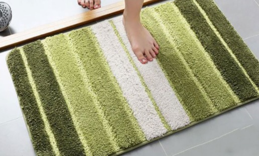 Mẹo vệ sinh thảm chùi chân đơn giản dễ thực hiện