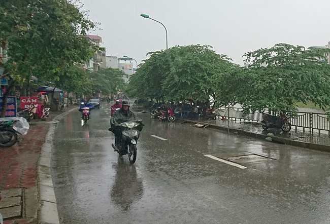 Dự báo thời tiết ngày 13/4/2022: Hà Nội có mưa vài nơi