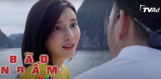 "Bão ngầm" tập 58: Hạ Lam nảy sinh tình cảm với bác sĩ Hùng