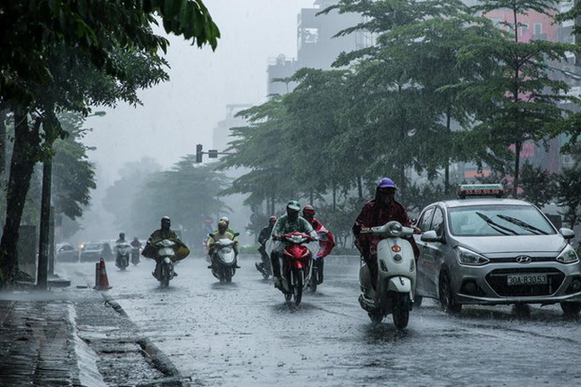 Dự báo thời tiết ngày 6/8/2022: Hà Nội có mưa rào và dông