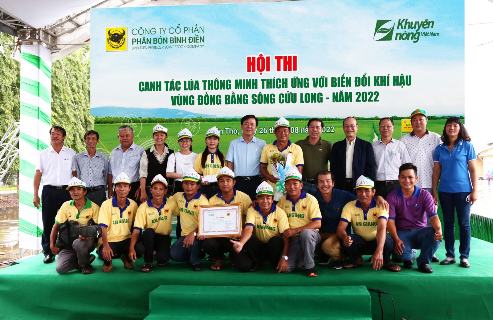 Bình Điền tổ chức thành công Hội thi Canh tác lúa thông minh thích ứng với biến đổi khí hậu 2022