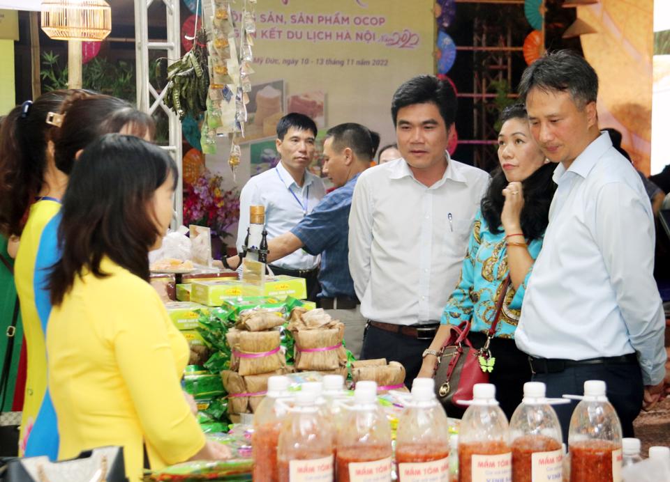 Khai mạc Festival nông sản, sản phẩm OCOP gắn kết du lịch Hà Nội 2022