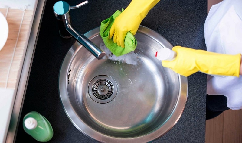 Làm sạch bồn rửa inox không cần hóa chất