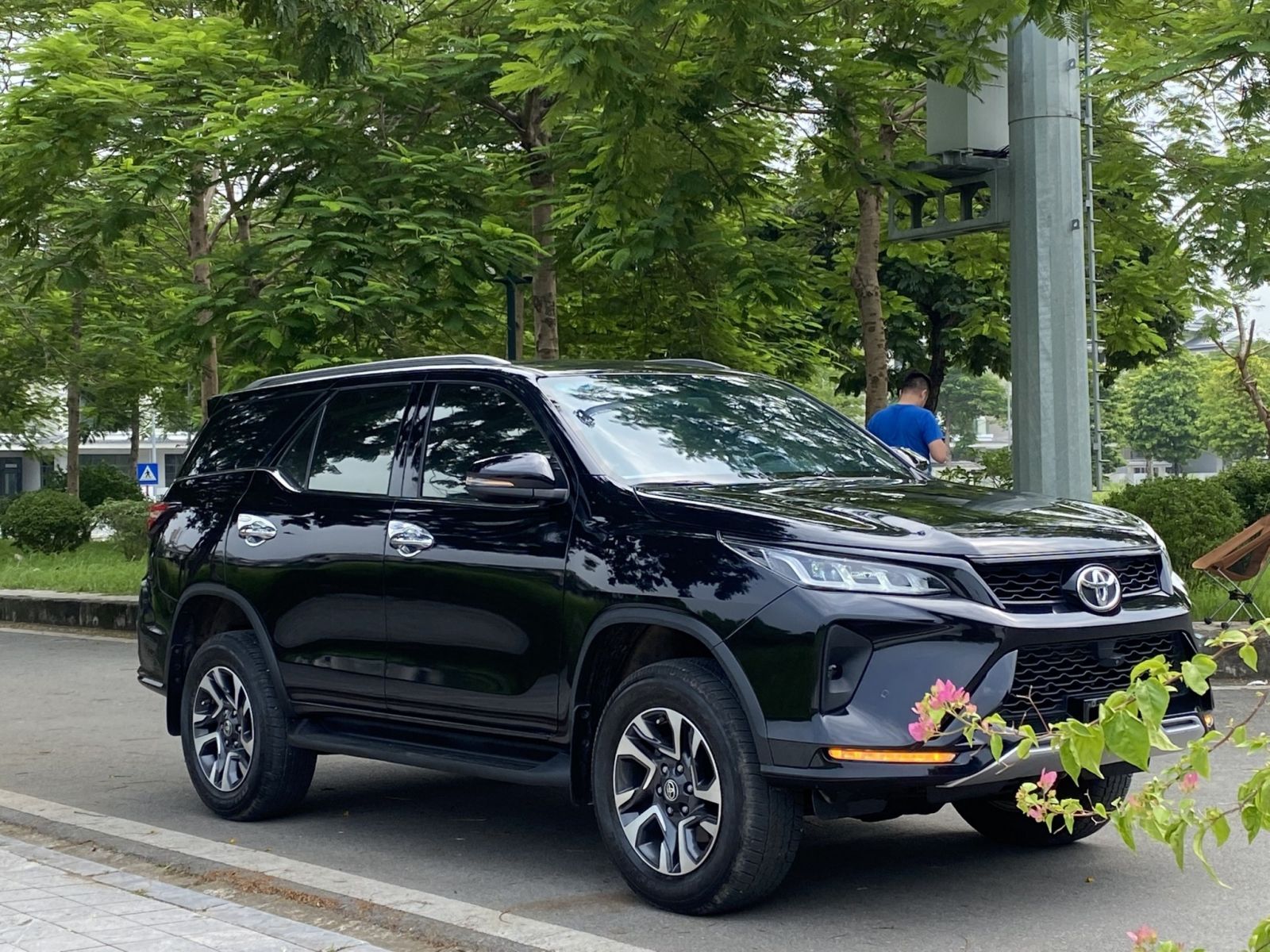 Giá xe ô tô Toyota tháng 12/2022: Hỗ trợ 50% lệ phí trước bạ