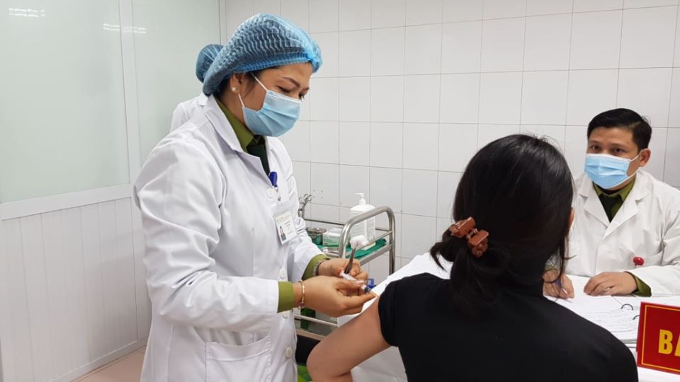 Covid-19 sáng 02/1/2023: Lũy kế số ca khỏi bệnh là 10.611.322, đã tiêm hơn 265.4 triệu liều vaccine