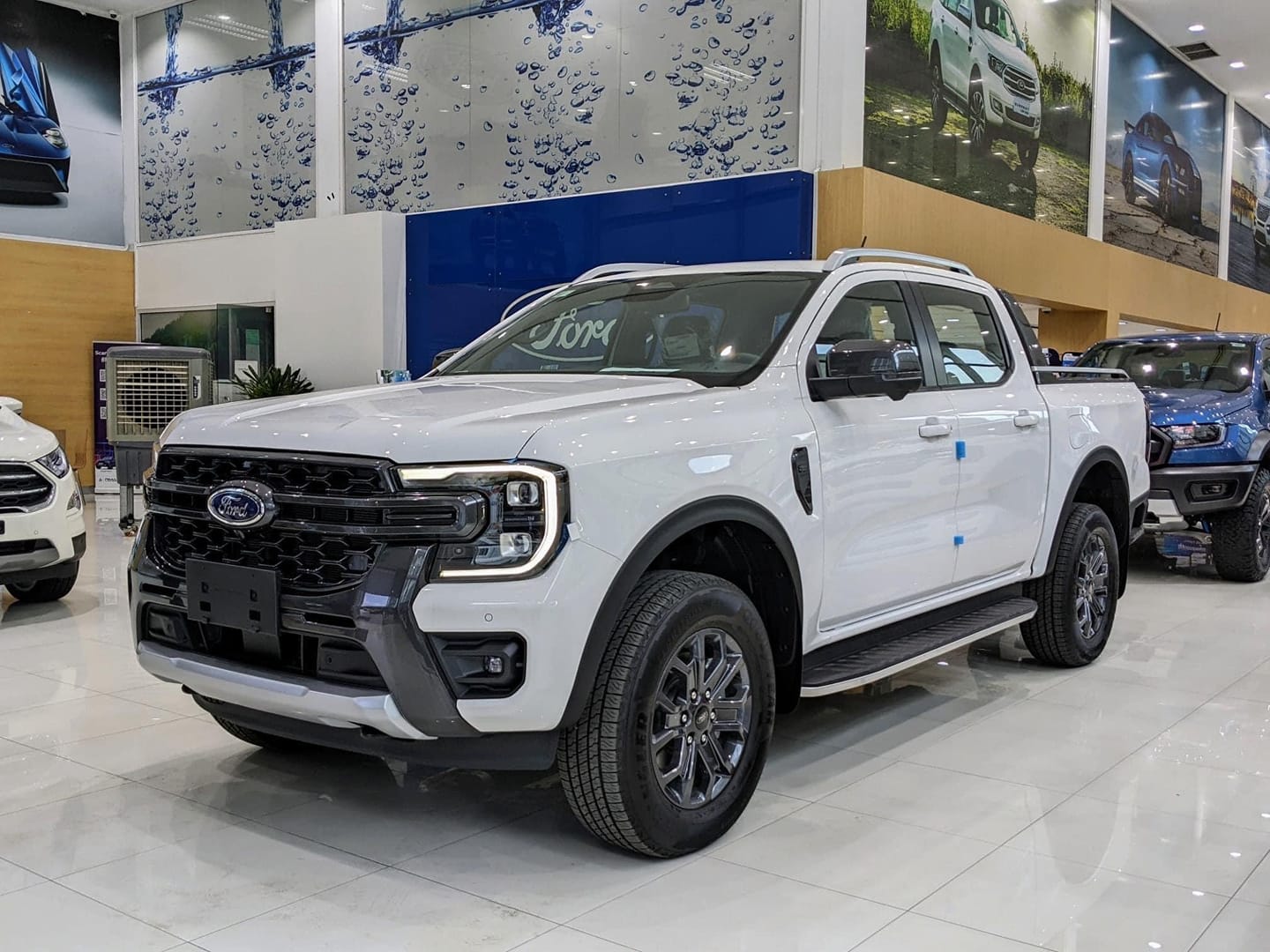 Giá xe ô tô Ford tháng 3/2023: Thấp nhất 603 triệu đồng