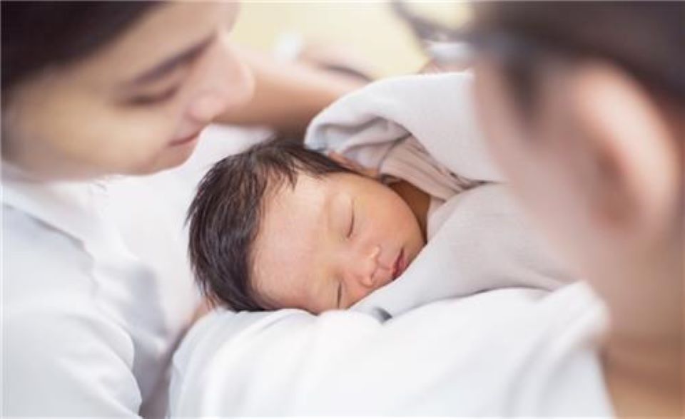 Đề xuất tăng thời gian nghỉ thai sản cho nam giới lên tối thiểu 1 tháng